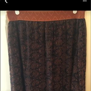LulaRoe Madison flowing knee length skirt